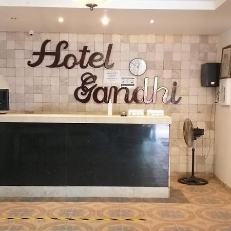 Hotel Gandhi Четумал Екстериор снимка