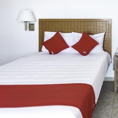 Hotel Gandhi Четумал Екстериор снимка
