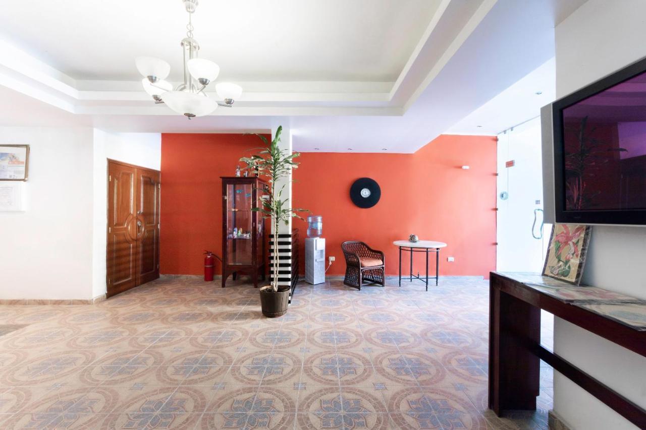 Hotel Gandhi Четумал Екстериор снимка