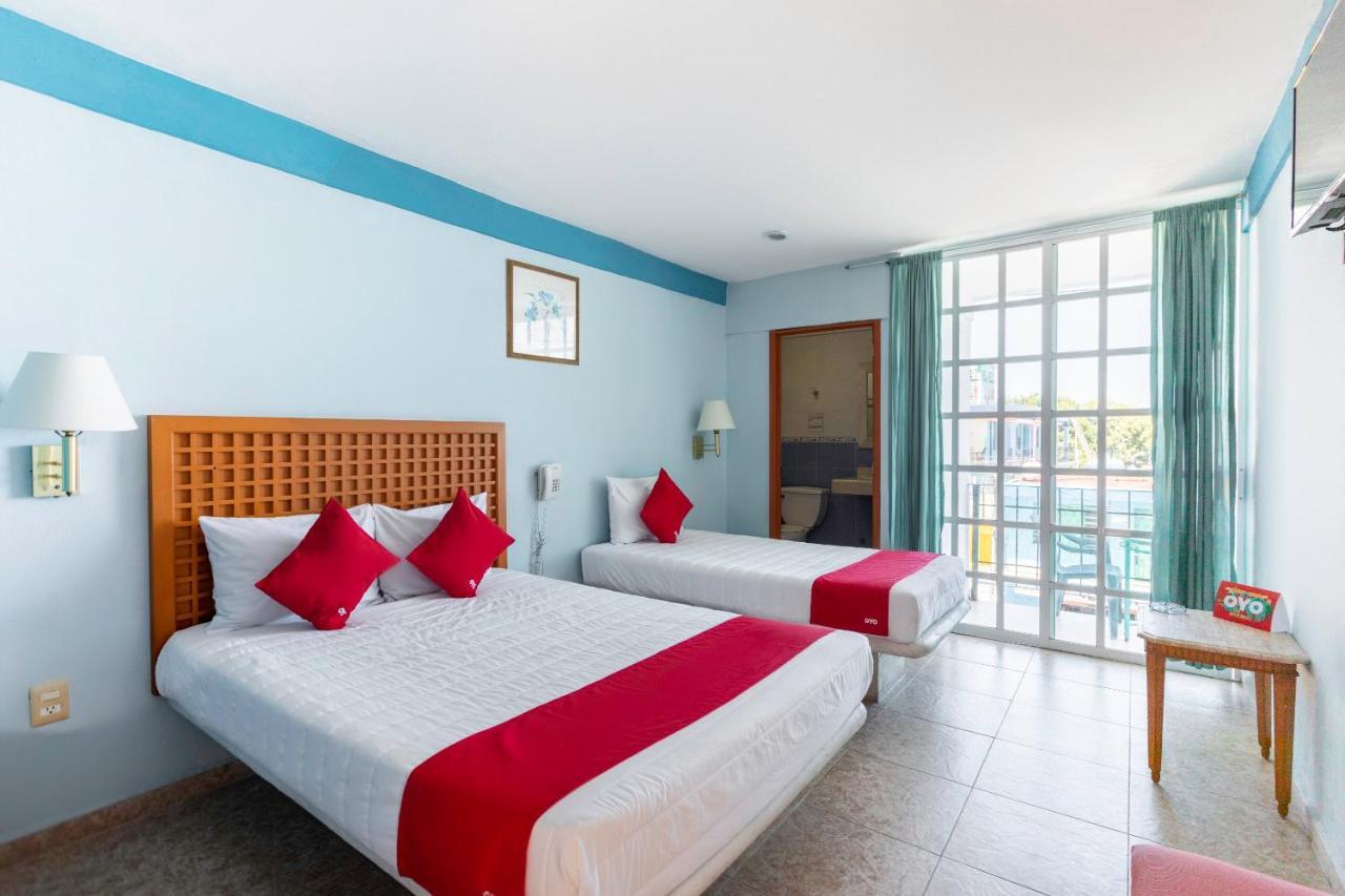 Hotel Gandhi Четумал Екстериор снимка