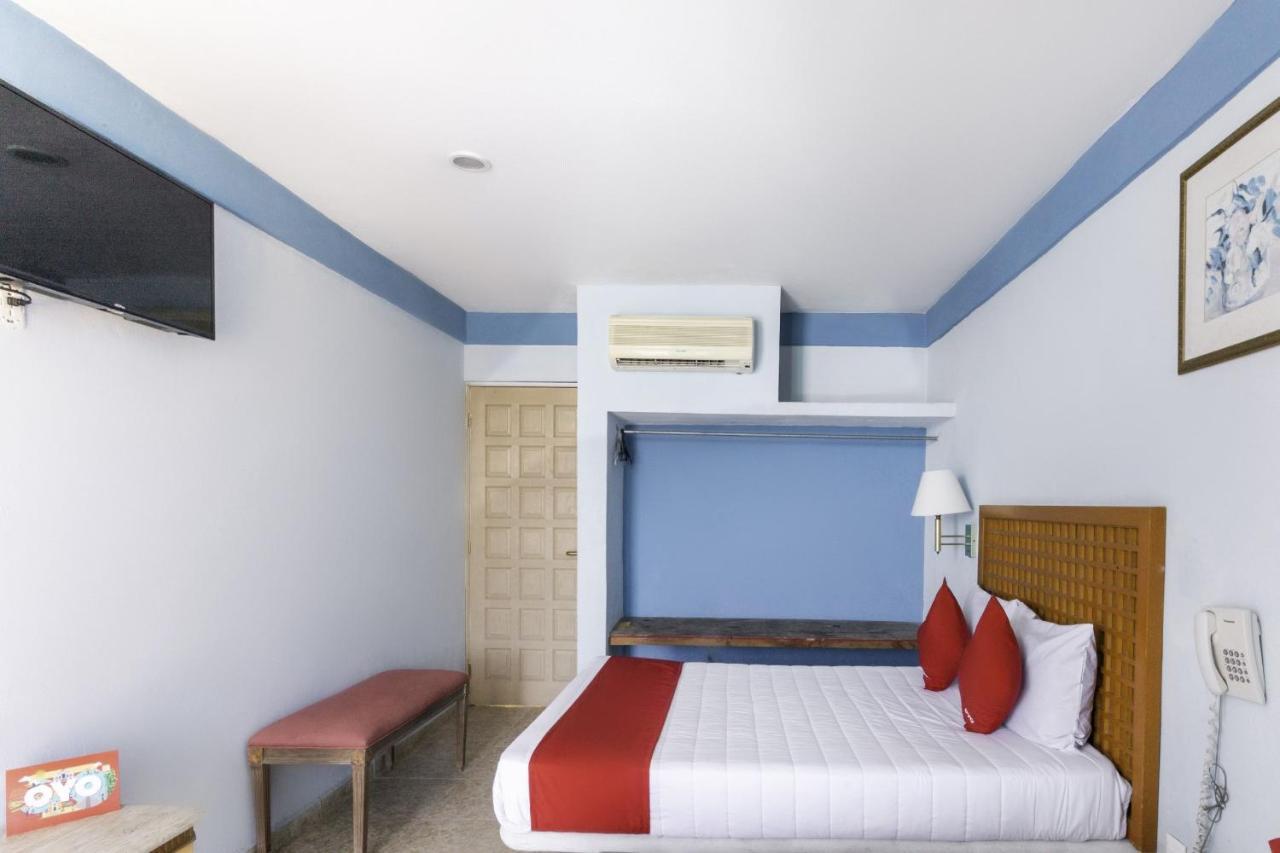 Hotel Gandhi Четумал Екстериор снимка