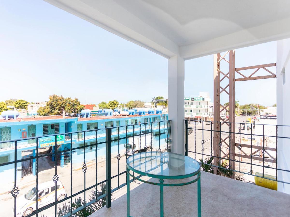 Hotel Gandhi Четумал Екстериор снимка