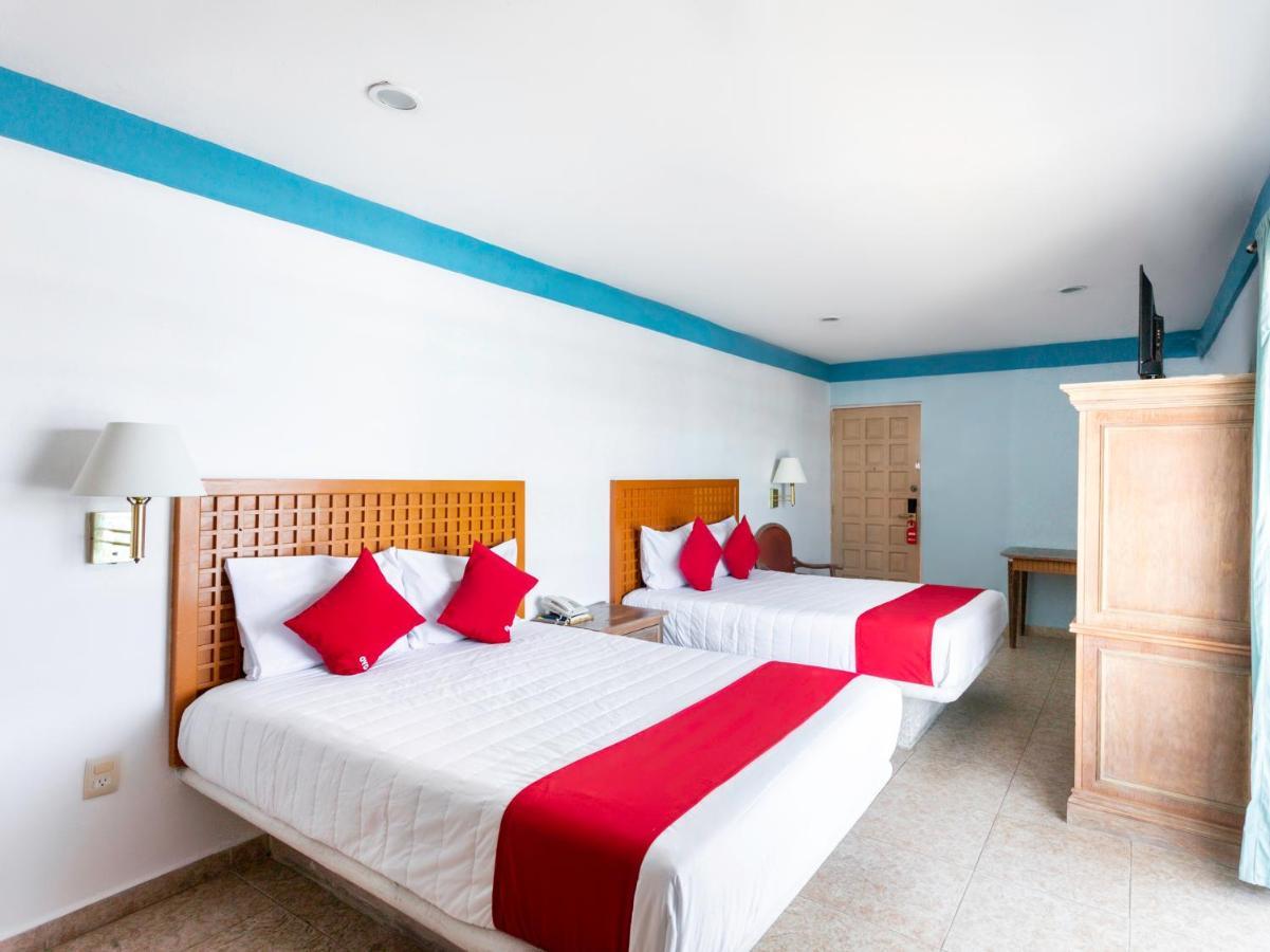 Hotel Gandhi Четумал Екстериор снимка